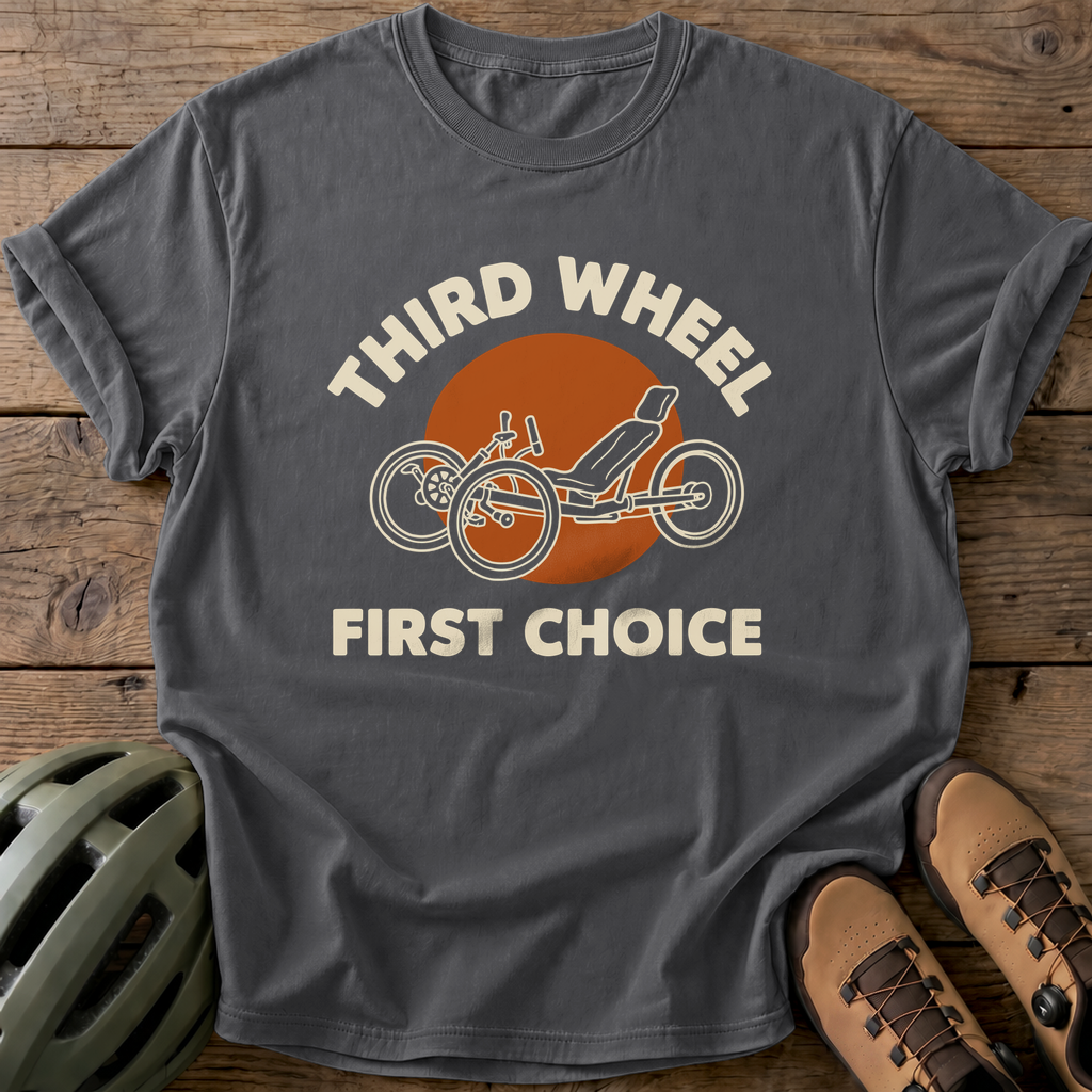 Third Wheel Tee — pepper