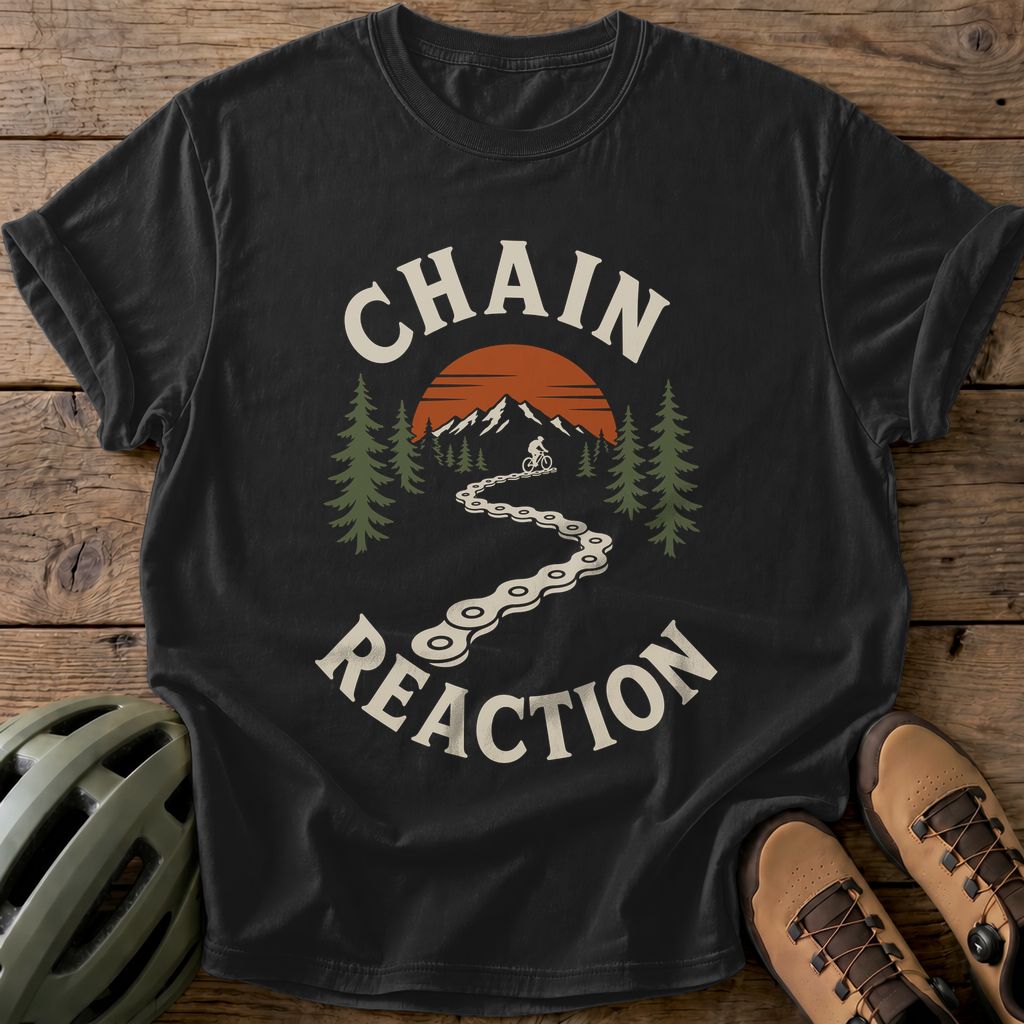 Chain Reaction Tee — black